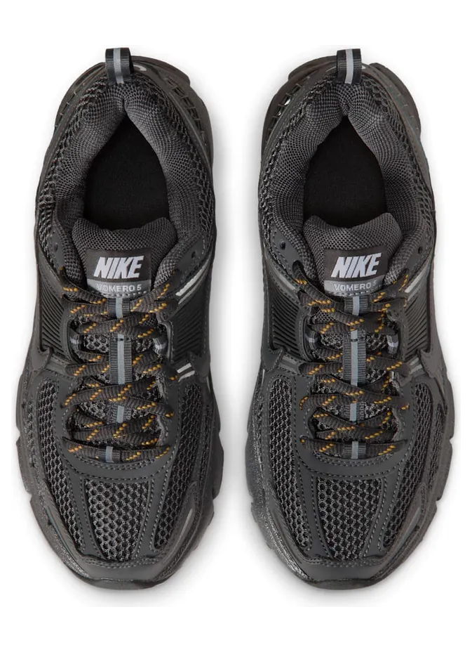 nike-vomero IB3812-001