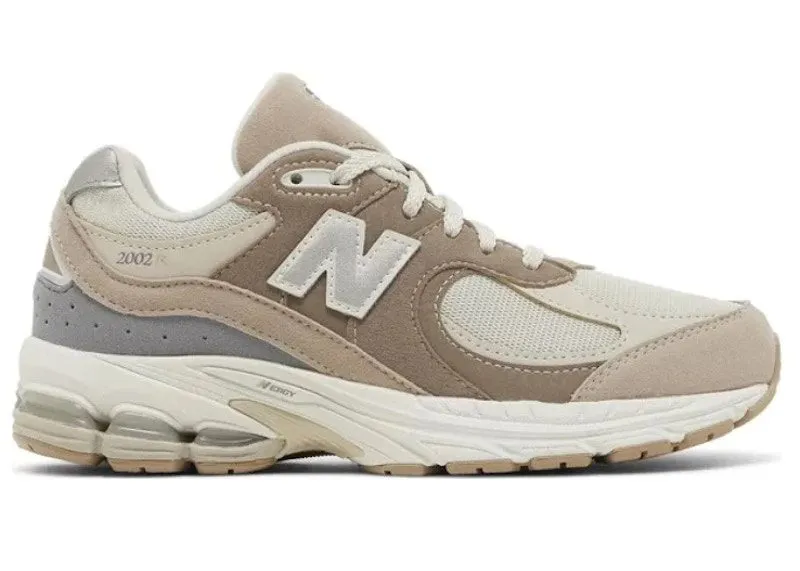 New Balance 2002R Timberwolf Mushroom (GC2002SI)