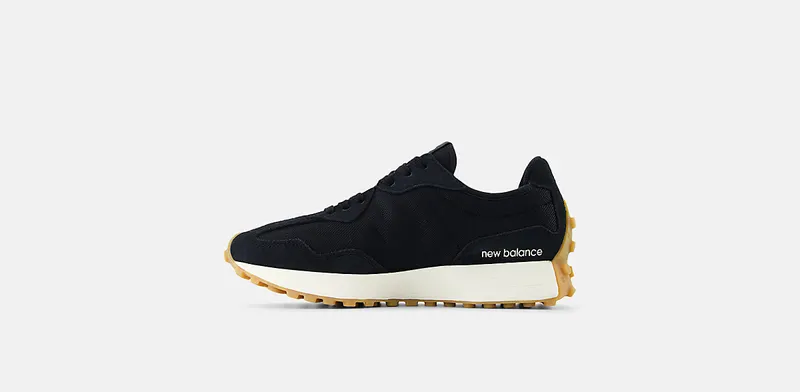 New Balance 327 Black (WS327LPC)