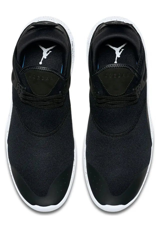 jordan-fly 940267-010