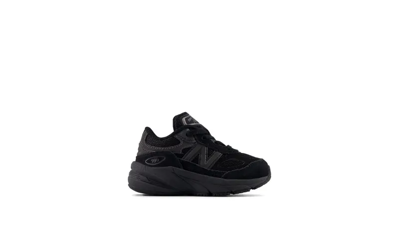 New Balance 990v6 Black Metallic (IC990BB6)