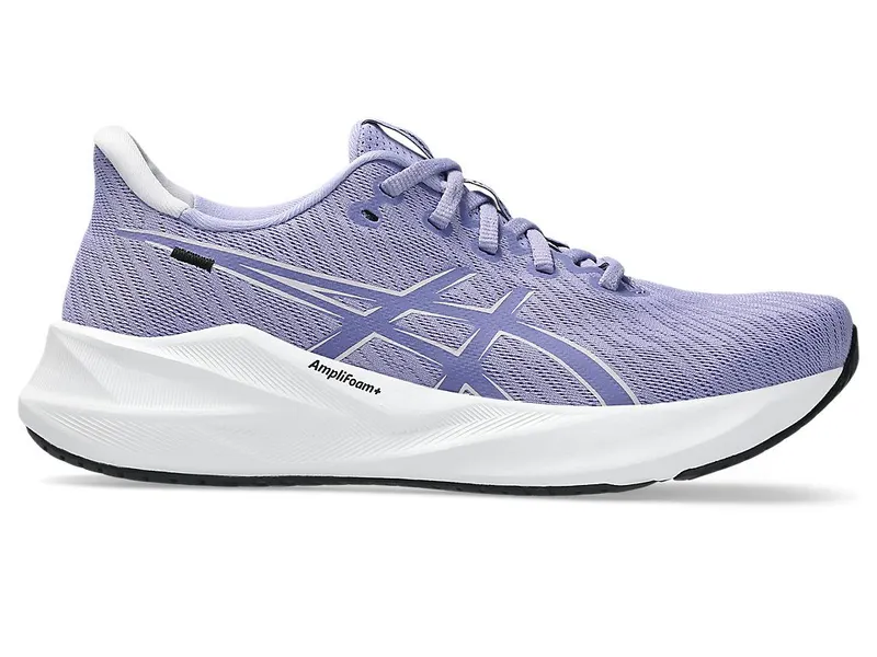 ASICS VERSABLAST 4 “Bluebell / Lilac Hint” (1012B775-502)