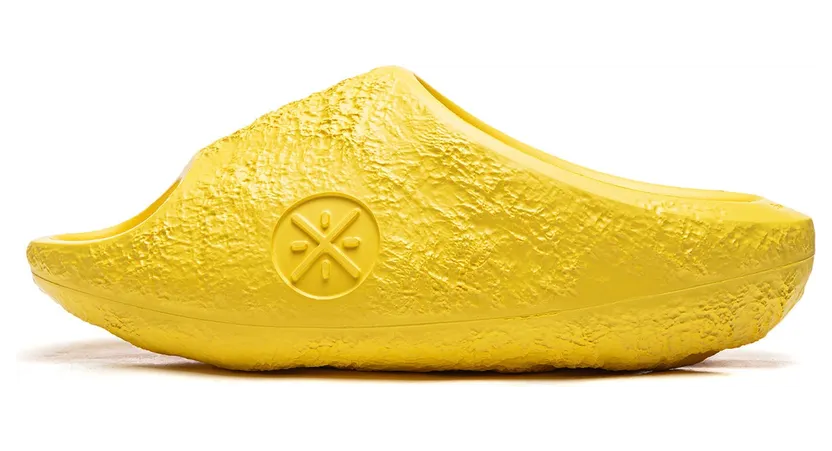 Li-Ning  “Yellow” (ABTW003-3)