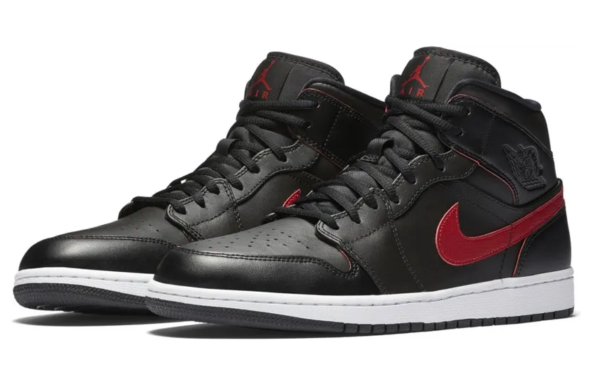Air Jordan 1 Mid Black Team Red (554724-009)