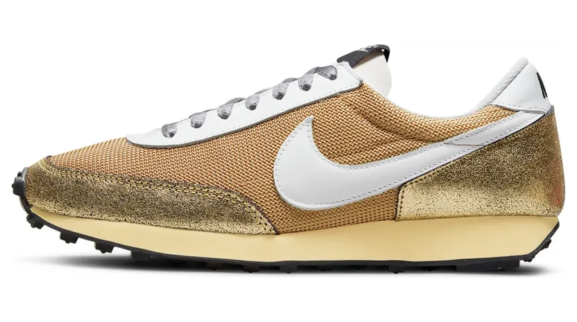 Nike Daybreak Golden Gals (W) (DO5883-700)