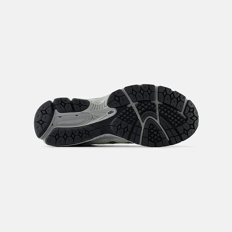 new-balance-860 ML860GO2