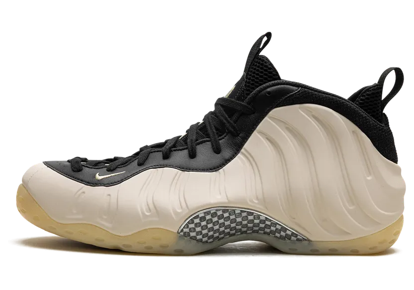 Nike Air Foamposite One (black / team gold / lt orewood brown / chrome) – FD5855-002