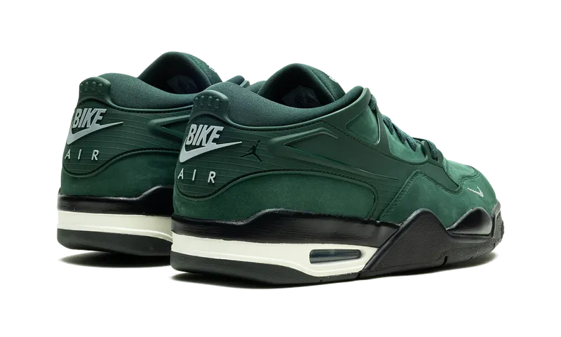 Air Jordan 4 RM “Nigel Sylvester – Grandma’s Driveway” (HF4334-300)