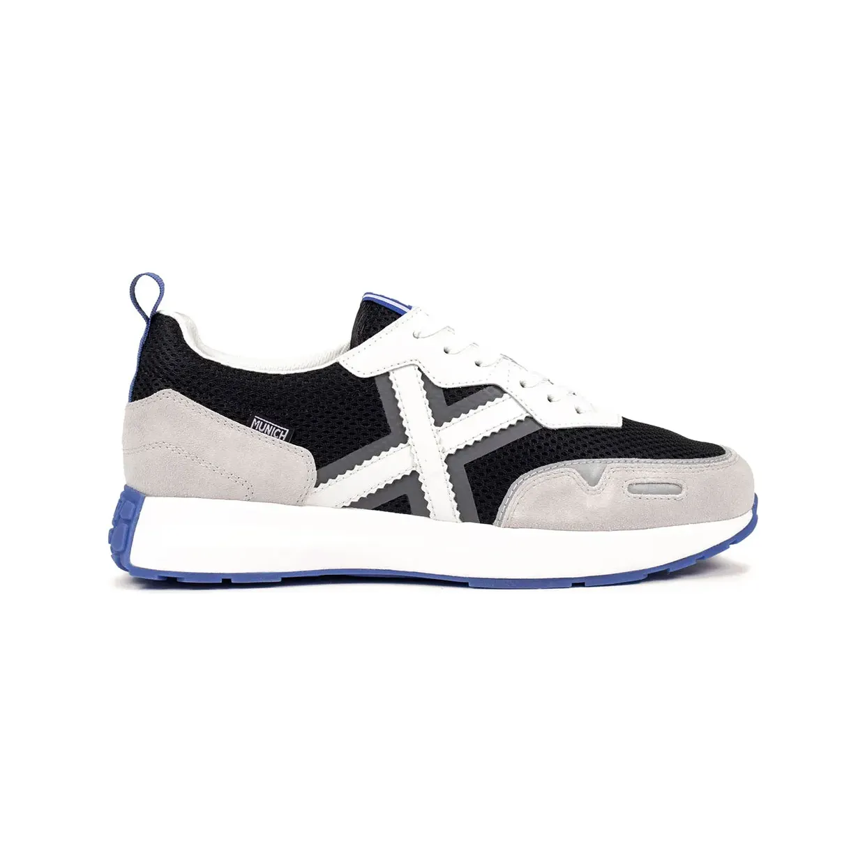 munich-sneaker 8907100
