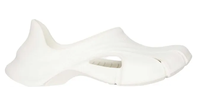 Balenciaga Mold Closed In Beige (692595W3CEP9100)