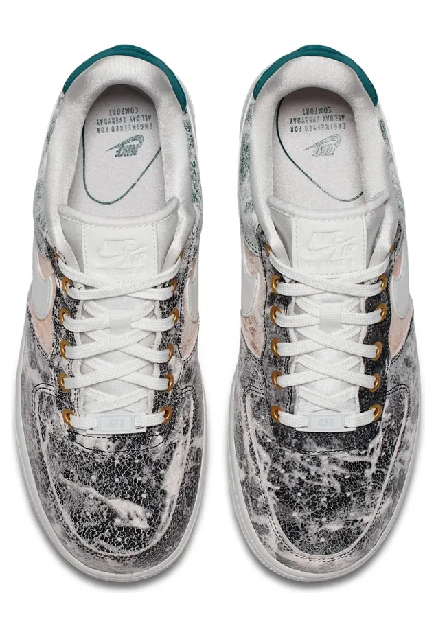 nike-air-force AO1017-100