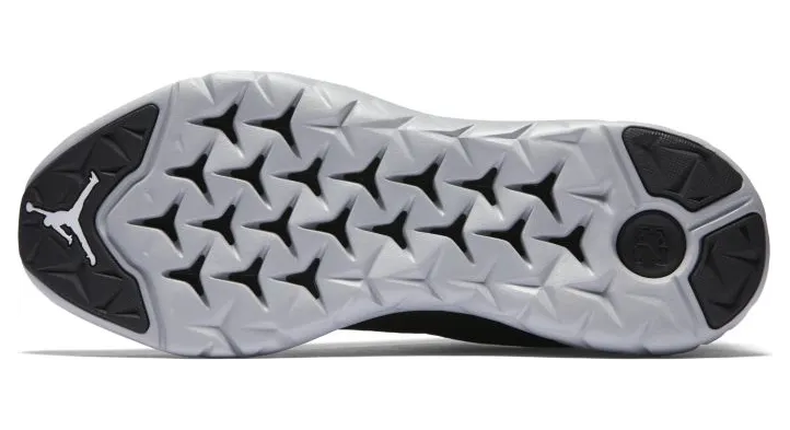 jordan-trainer-st 820253-010