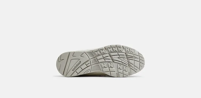 New Balance 991 “Contemporary Luxe” (M991OW)