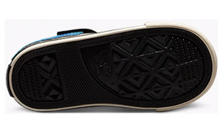 converse-chuck-taylor-all-star 772484C