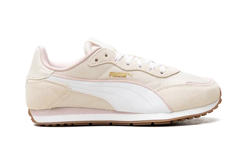 ST MILER ROSE “Frosted Ivory / PUMA White / Gum” (402636-01)