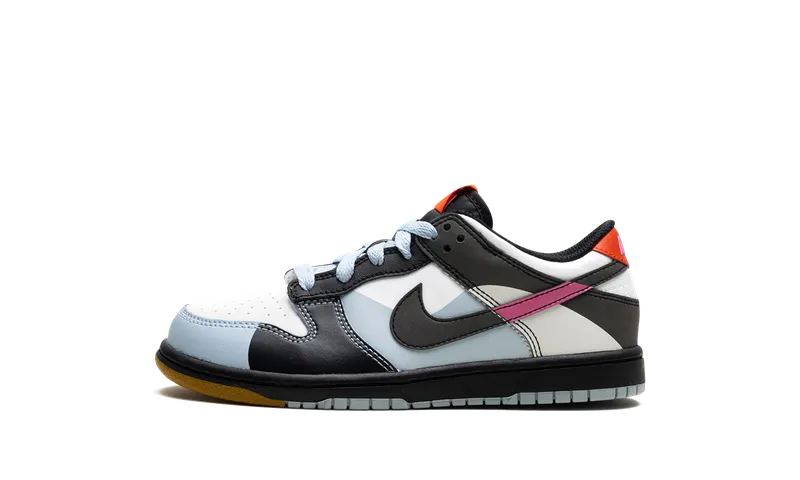 Nike Dunk Low SE “Dance” (FJ2687-100)