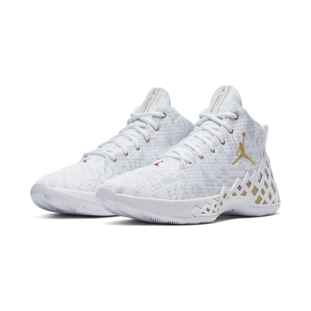 Jordan Jumpman Diamond Mid Fiba (2019) White/Metallic Gold (CI1205-107)