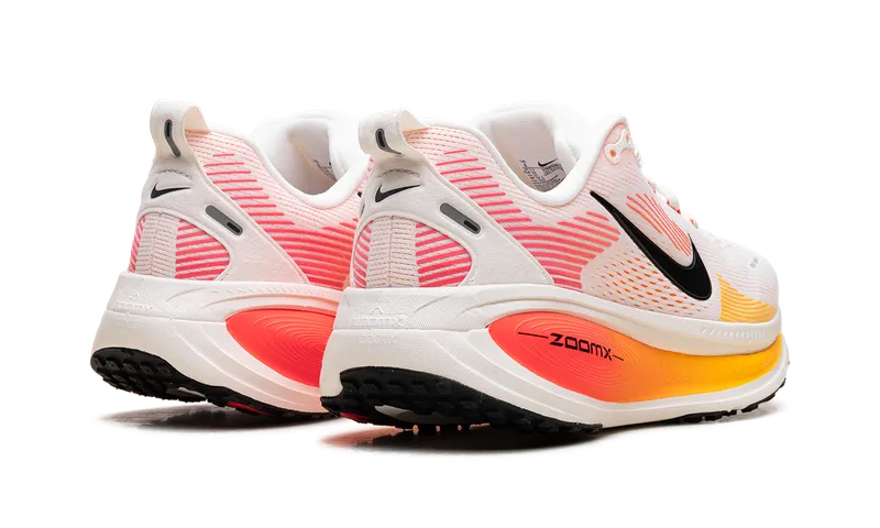 Nike Vomero 18 “Sail Bright Crimson Laser Orange” (HM6804-100)