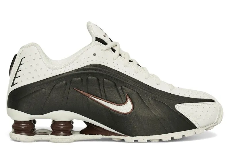 Nike Shox R4 Sail Fauna Brown (AR3565-104)