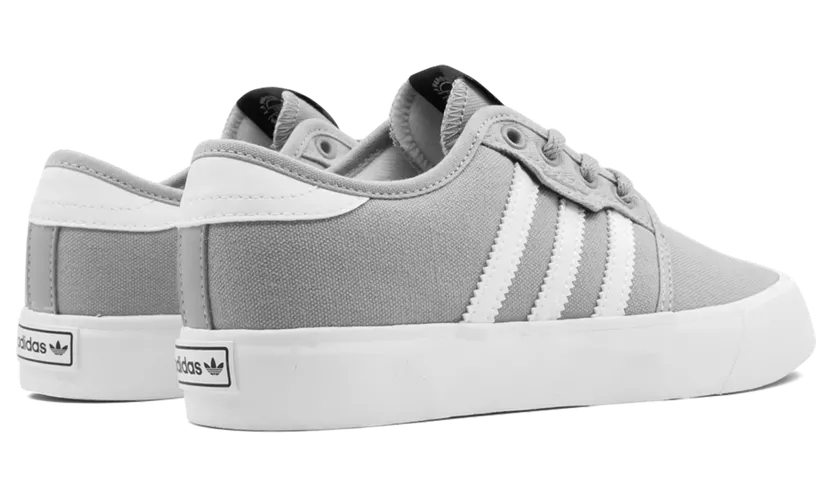 adidas-seeley BY3839