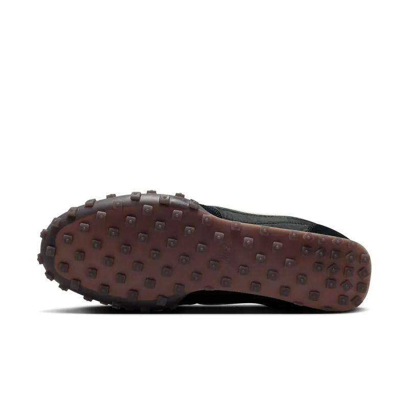Nike Waffle Racer “Black Coconut Milk Gum” (IM8658-001)