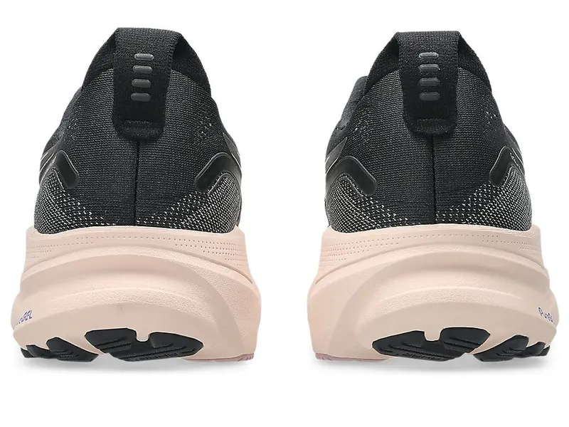 ASICS GEL-KAYANO 32 “Black / Pearl Pink” (1012B838-004)