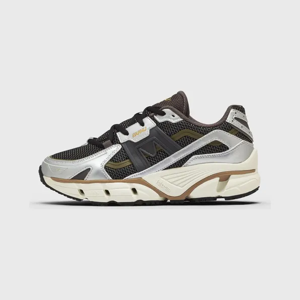 Karhu Super Fulcrum Silver / Dark Gull Gray (F860031)