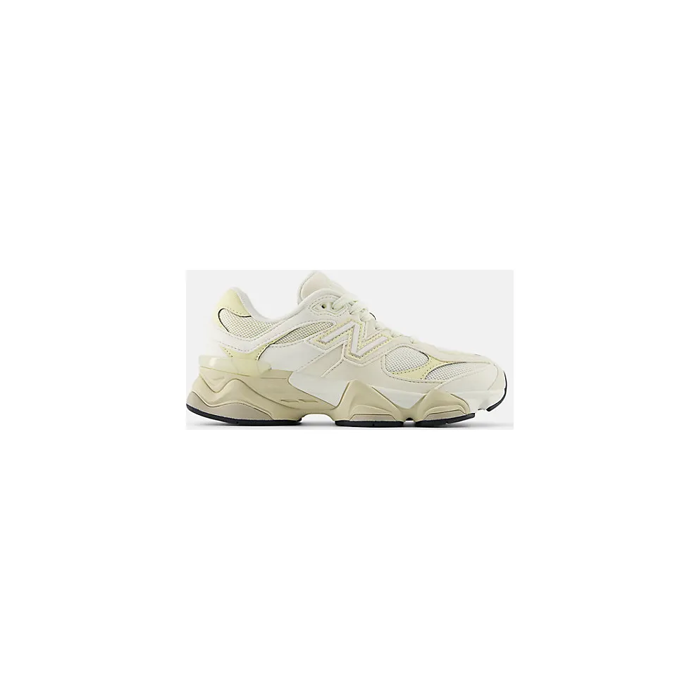 New Balance 9060 GS “Sea Salt Linen” (GC9060EK)
