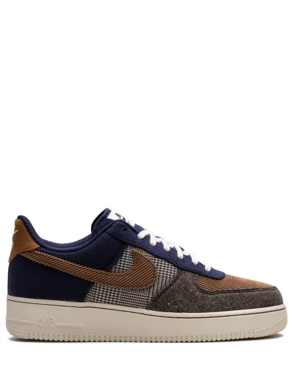 Nike Air Force 1 07 Premium Tweed Corduroy sneakers – Bruin (FQ8744)