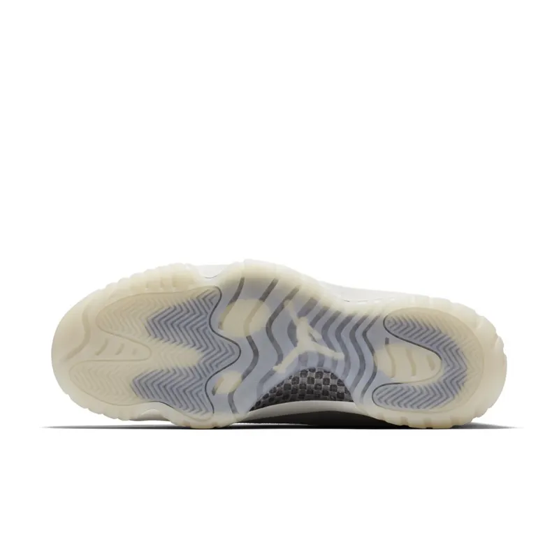 Jordan 11 Retro Pinnacle Grey Suede Cool Grey/Sail (914433-003)