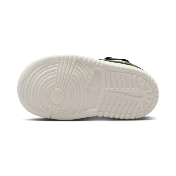 air-jordan-1 DR9747-092