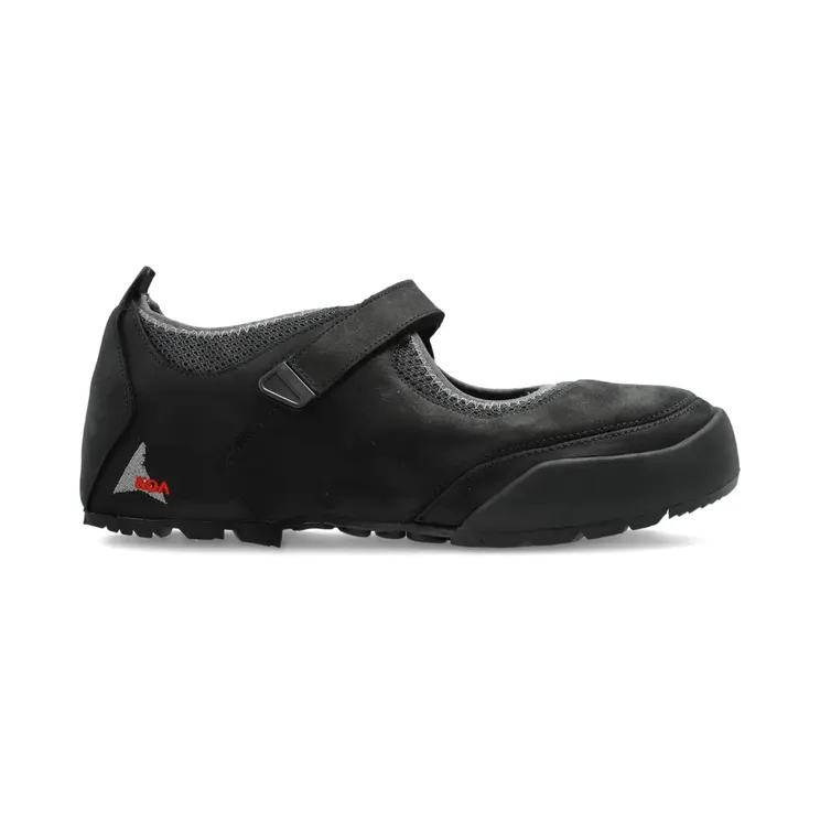 Roa Loie Slip-On-Sneakers mit Riemen “Black” (NBUW1389LE163)