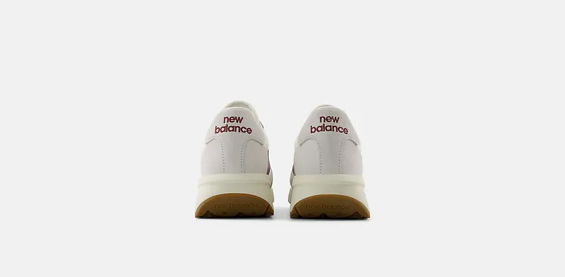 New Balance 370 Sea Salt Classic Crimson Gum (U370CB)