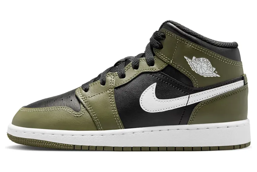Air Jordan 1 Mid DQ8423-092