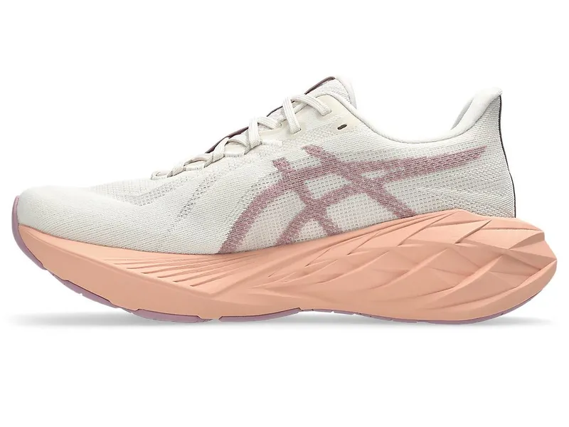 ASICS DYNABLAST 6 “Soft Oat / Cantaloupe” (1012C010-250)