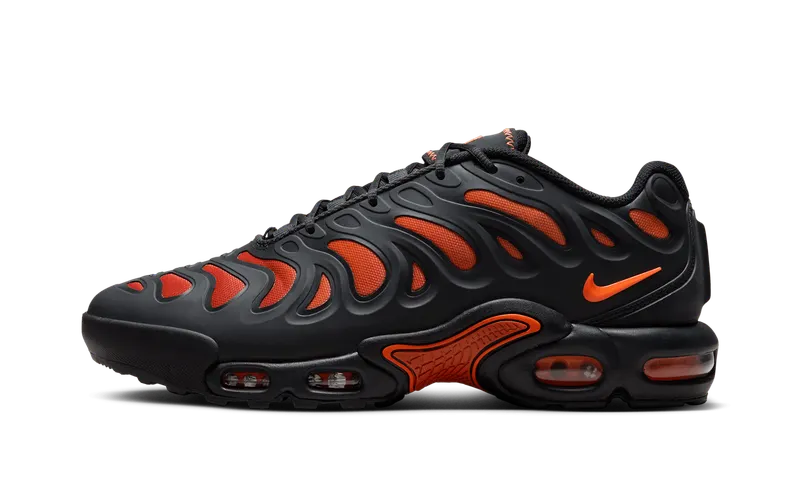 Nike Air Max Plus Drift “Black Dragon Red” (FD4290-010)