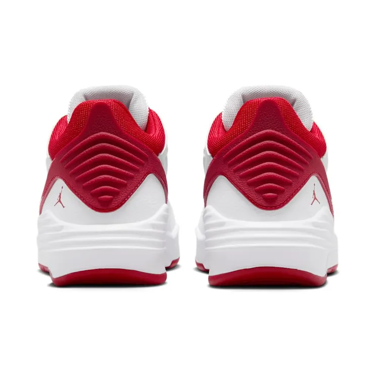 air-jordan-max-aura DZ4352-106