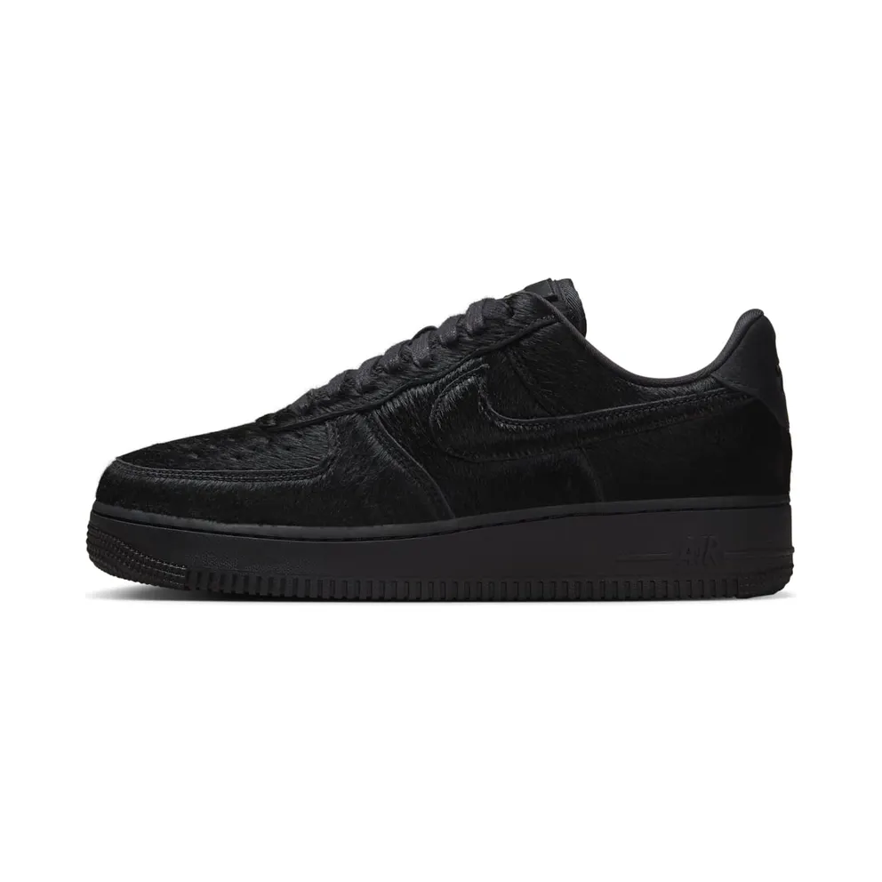 Nike AIR FORCE 1 ’07 “Triple Black Pony Hair” (II7398-001)