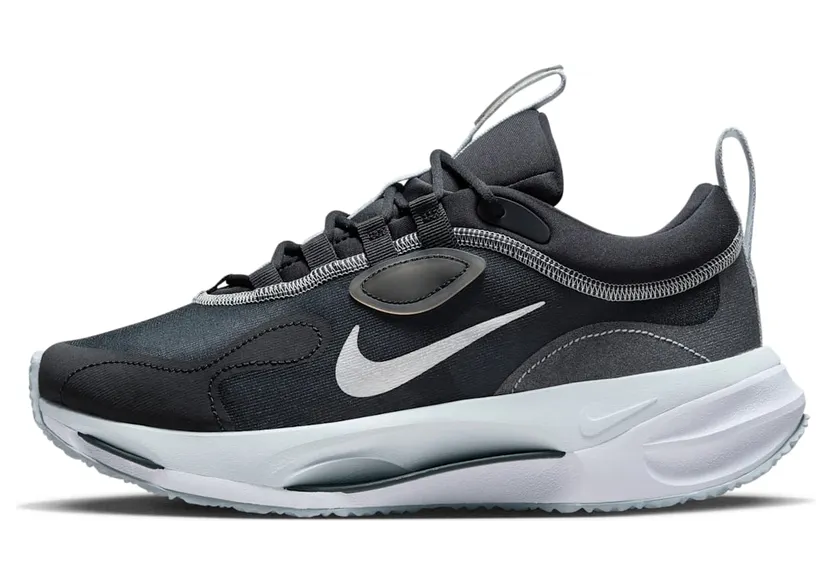 Nike Sparken Zwart (DJ6945-005)