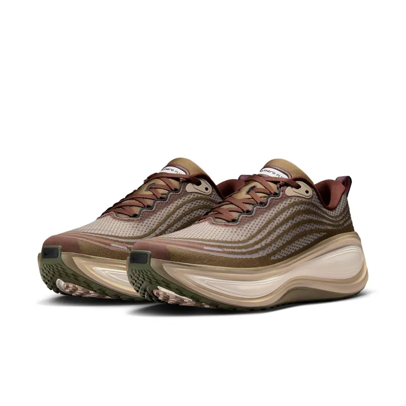 Nike Vomero Plus “Off Noir Pecan Phantom” (IO4482-001)