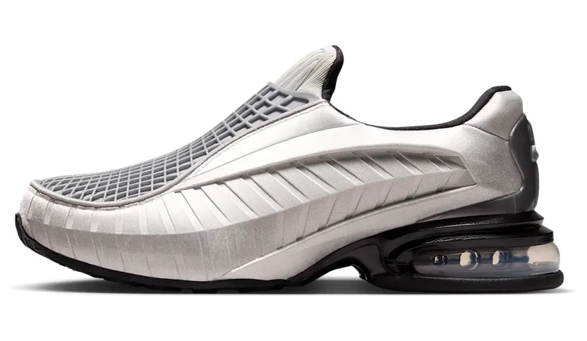 Nike Air Max Dolce (IB4527-001)