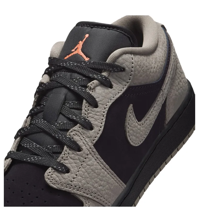air-jordan-1 IB7111-005