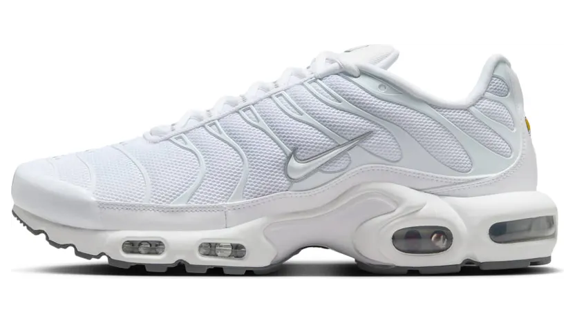Nike Air Max Plus “Triple White” (604133-139)