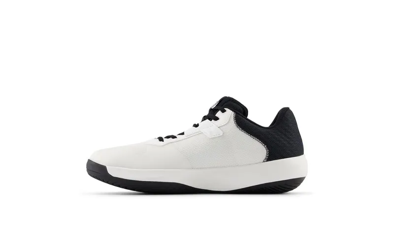 New Balance 696v6 White Black (MCH696W6)