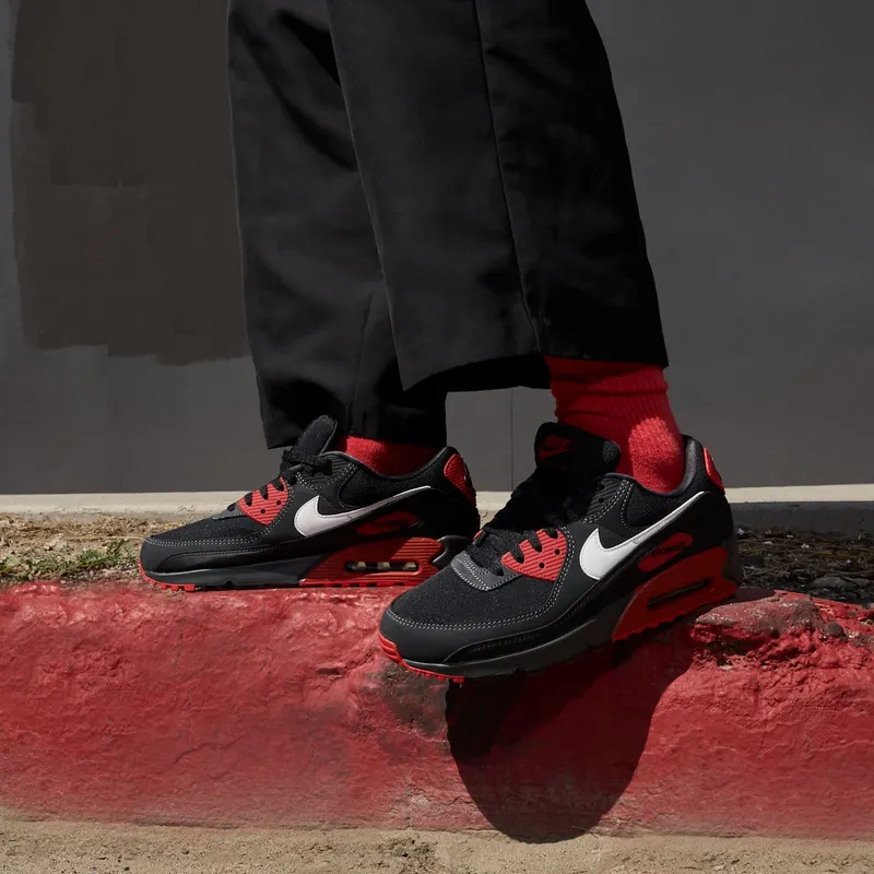 Nike Air Max 90 “Black / Red” (FB9658-001)