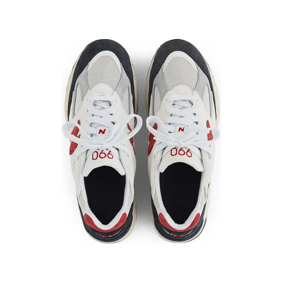 New Balance Off-White & Navy 990V2 (M990TA2)