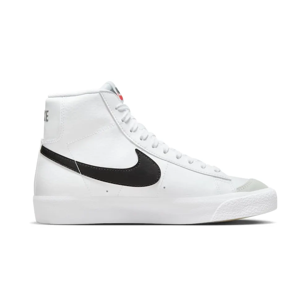 Nike Blazer Mid’ 77 Older Kids’ White (DA4086-100)