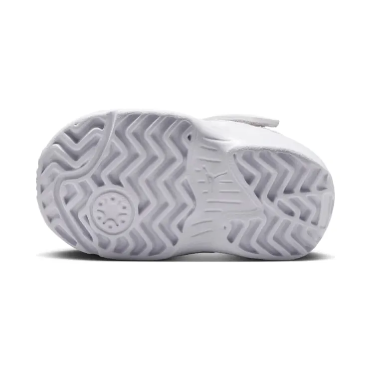 air-jordan-max-aura FQ8296-106