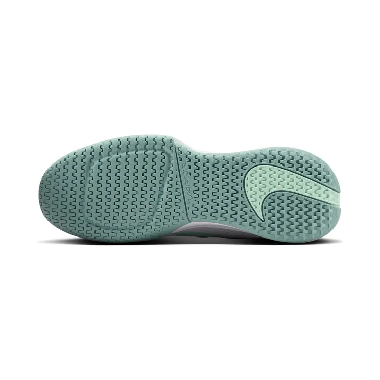 nikecourt FZ2158-106