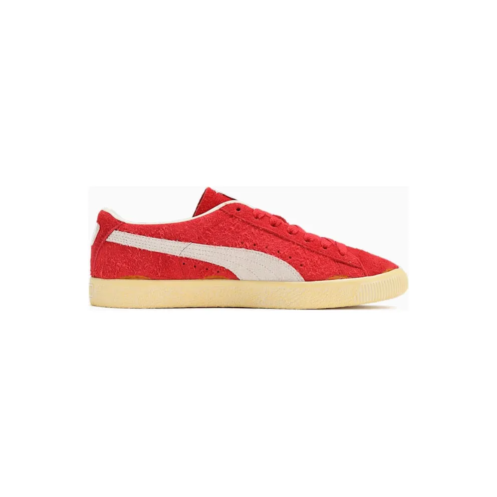 Puma Suede VTG Neverworn III “Red” (396493-01)